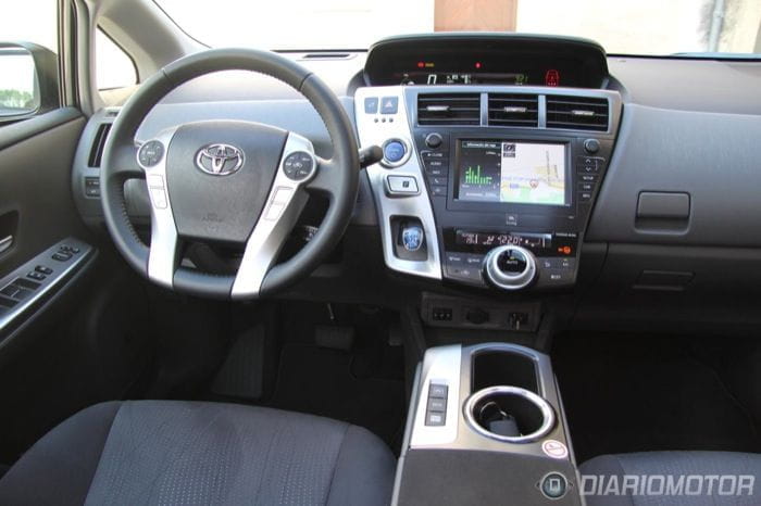 Toyota Prius Plus + precios equipamiento y versiones