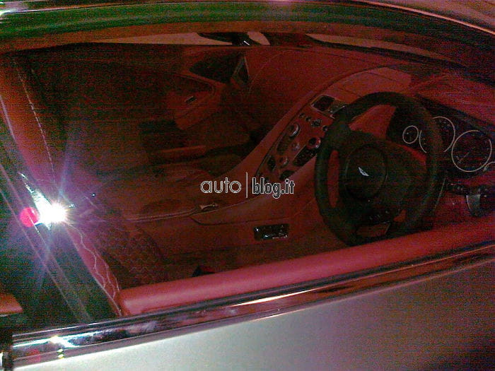 Aston Martin Vanquish al desnudo