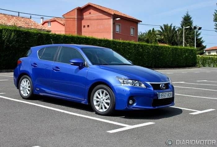 Lexus CT200h