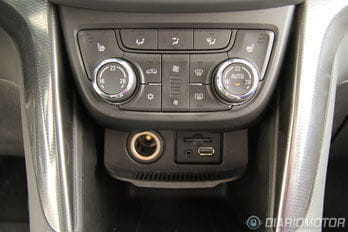 Opel Zafira Tourer 2.0 CDTI Excellence, a prueba. Interior