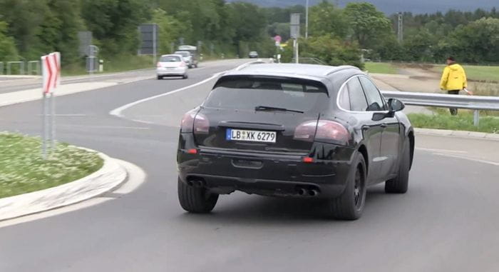 El Porsche Macan posa para las cámaras mostrándonos también su interior