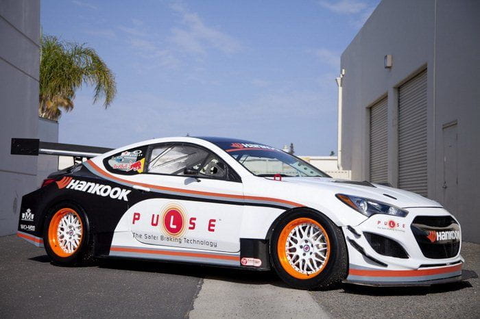 Hyundai Genesis Coupe de Rhys Millen (Pikes Peak 2012)