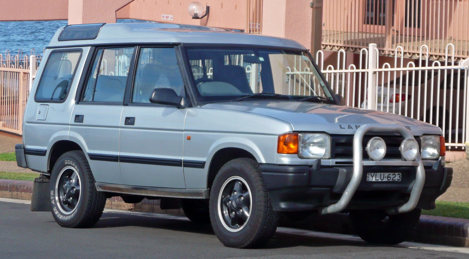 Land Rover Discovery 1992