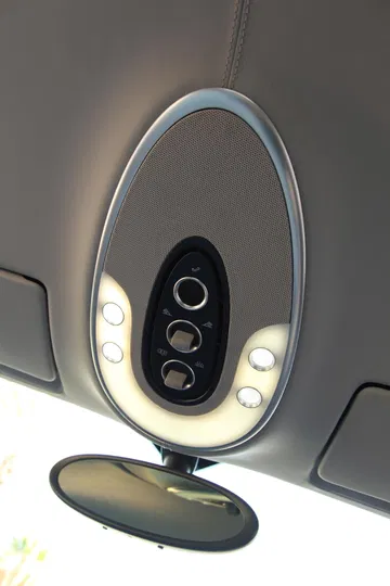 Vista cercana del sistema de escape cuádruple del Bugatti Veyron.