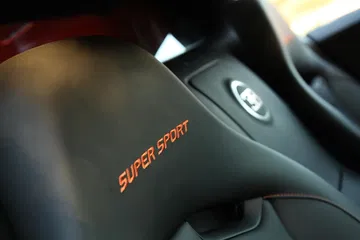 Vista de la inscripción 'Super Sport' en el habitáculo del Veyron.