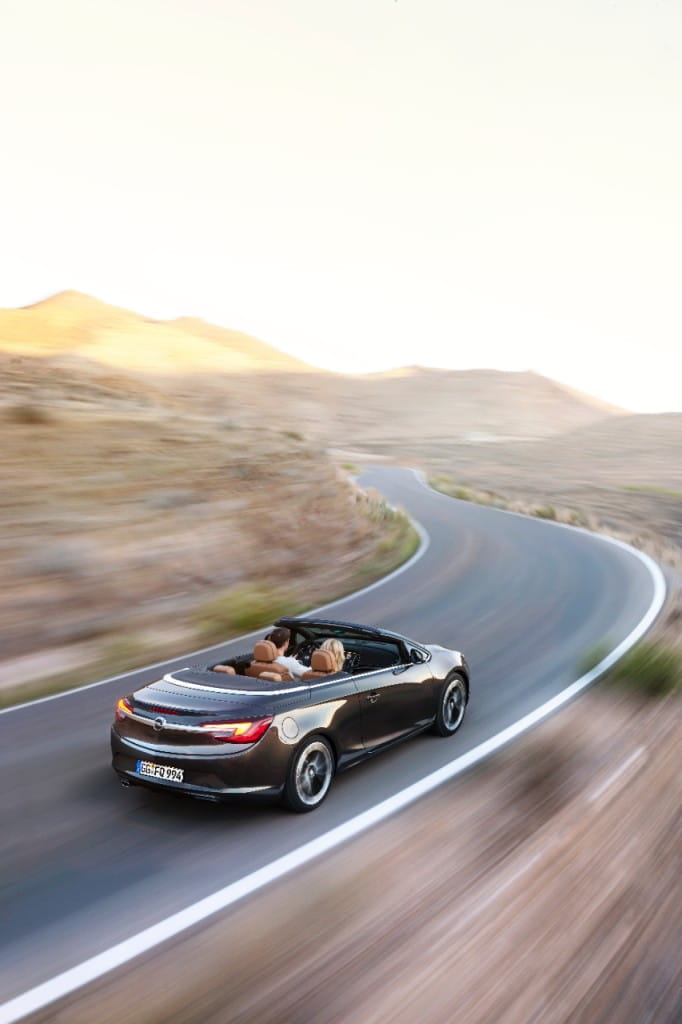 opel-cabrio-2013-10 thumbnail thumbnail