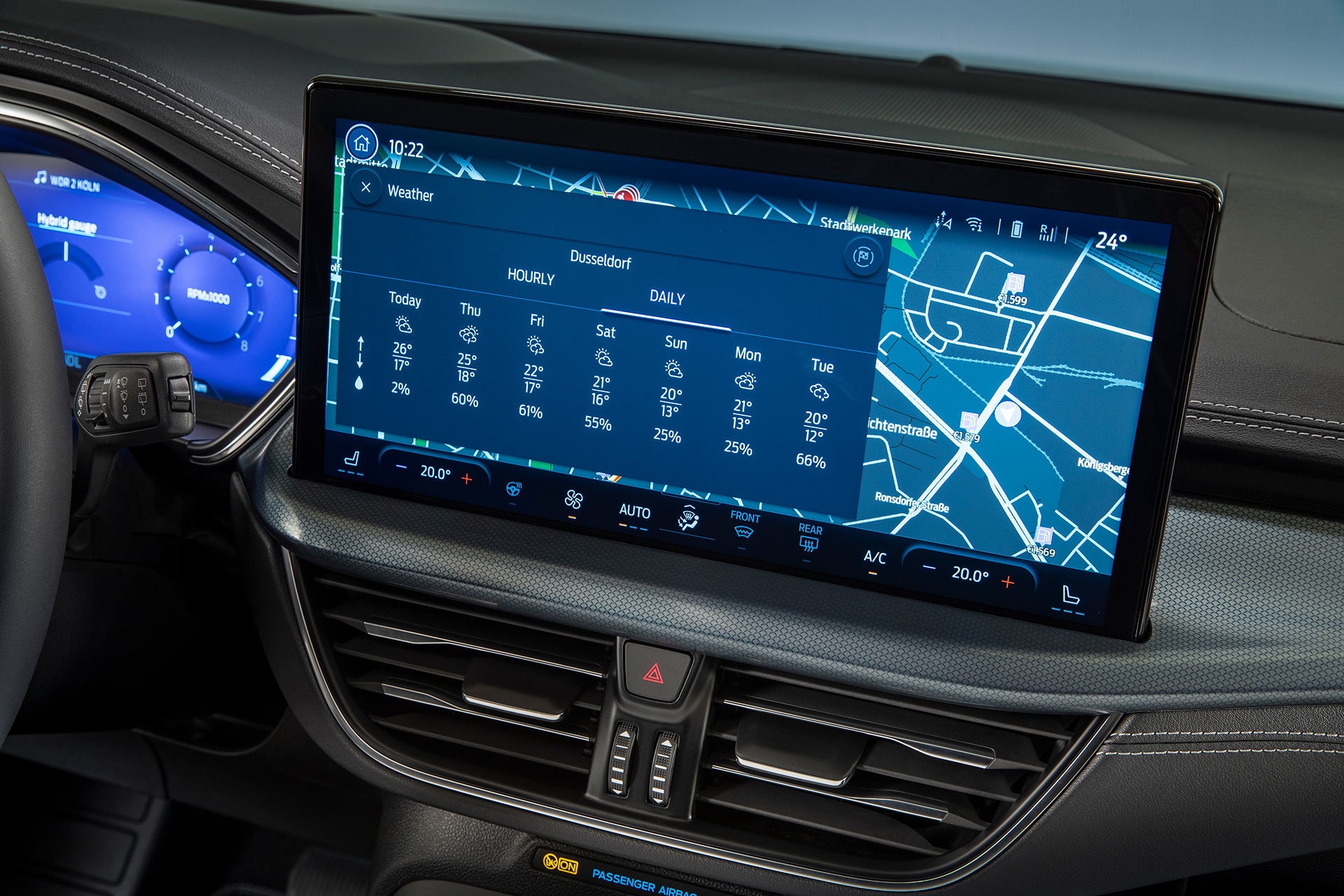 Consola central con pantalla táctil de última generación del Ford Focus.