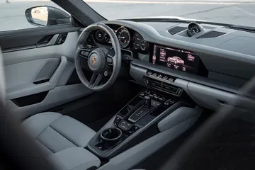 Porsche 911 992 00019