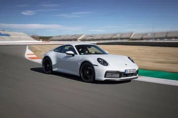 Porsche 911 992 00020