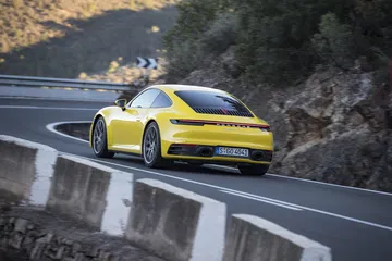Porsche 911 992 00022