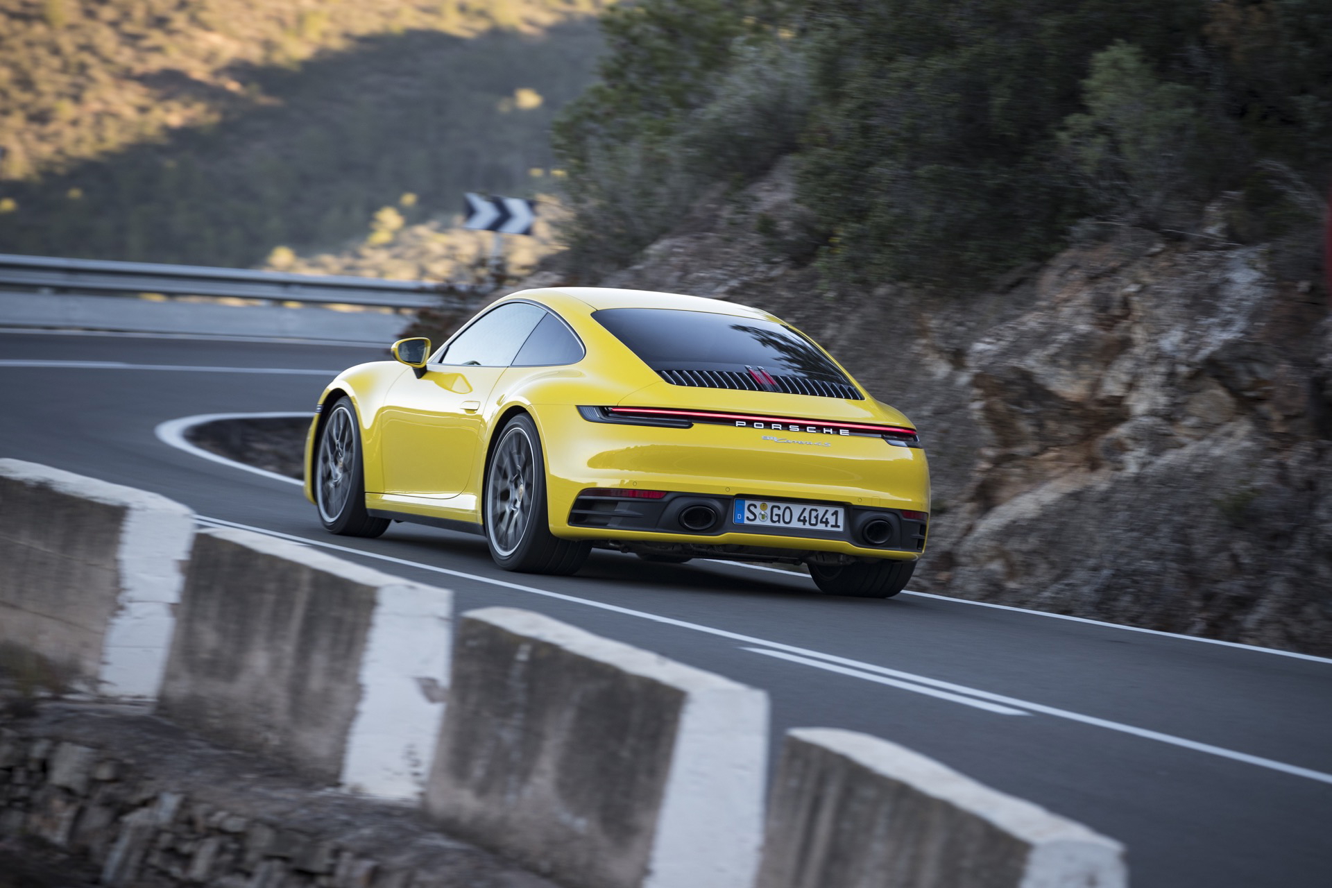 Porsche 911 992 00022