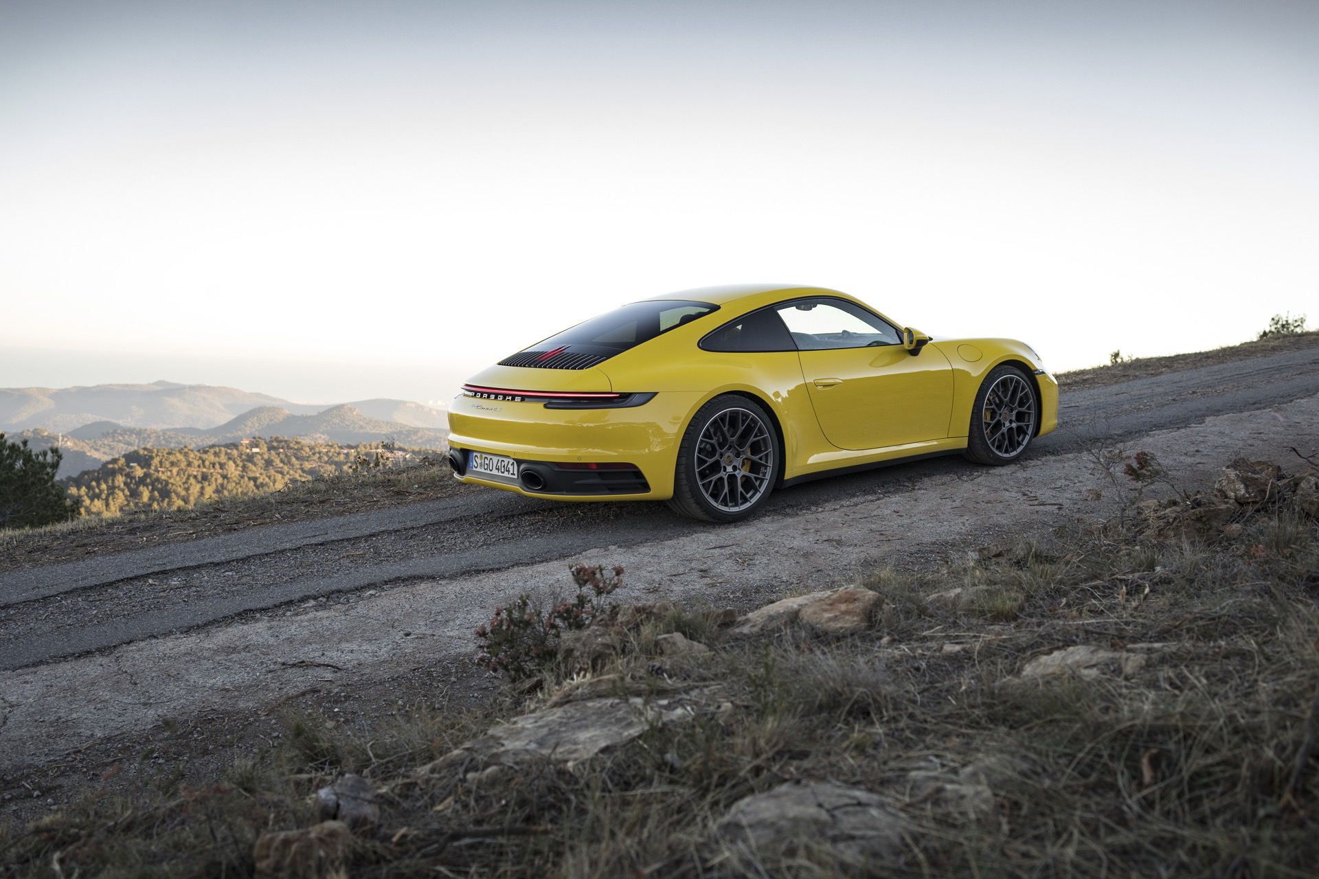 Porsche 911 992 00024