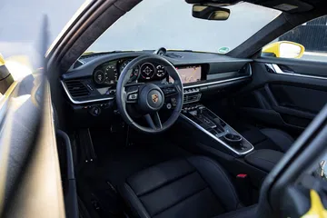 Porsche 911 992 00025