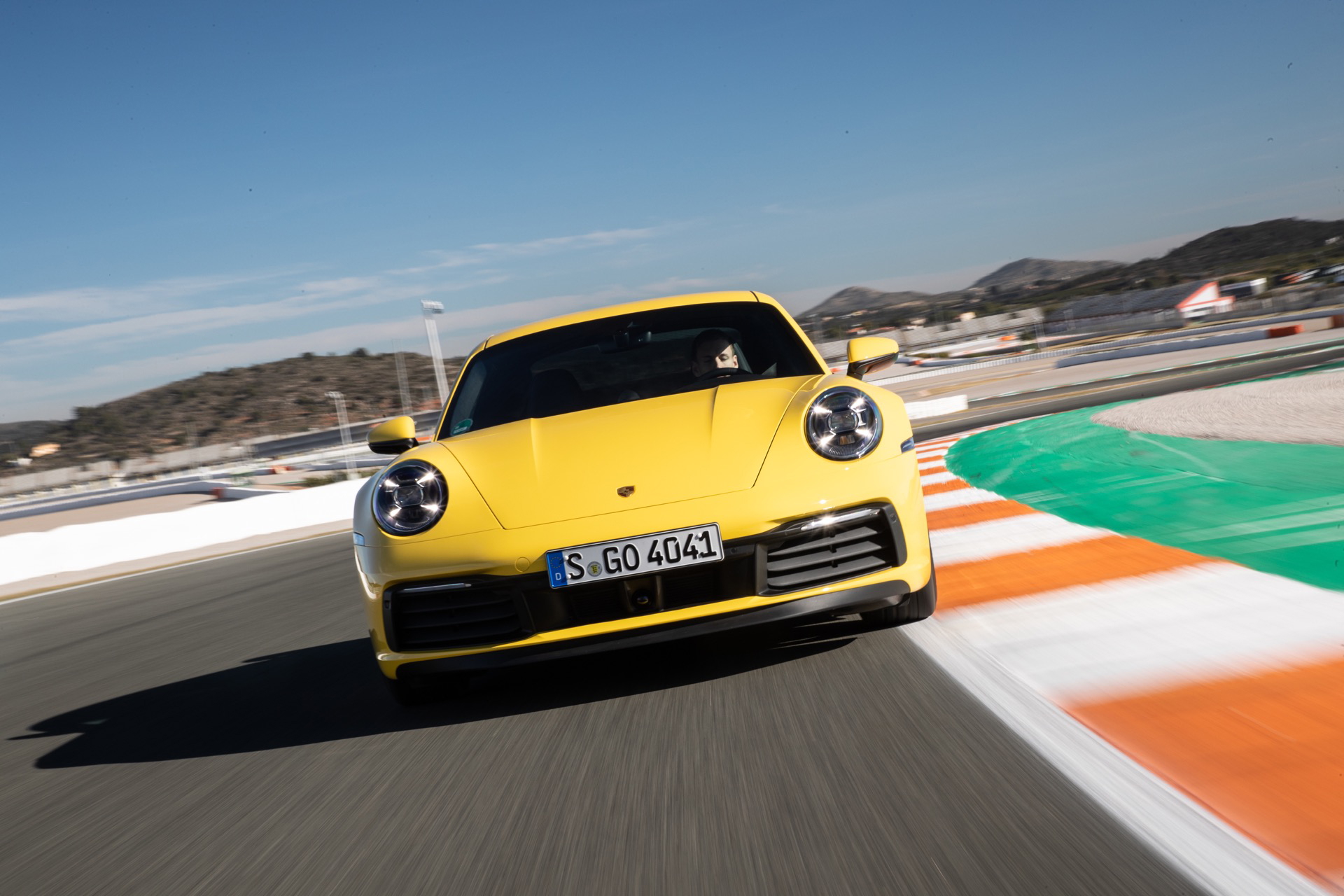 Porsche 911 992 00028