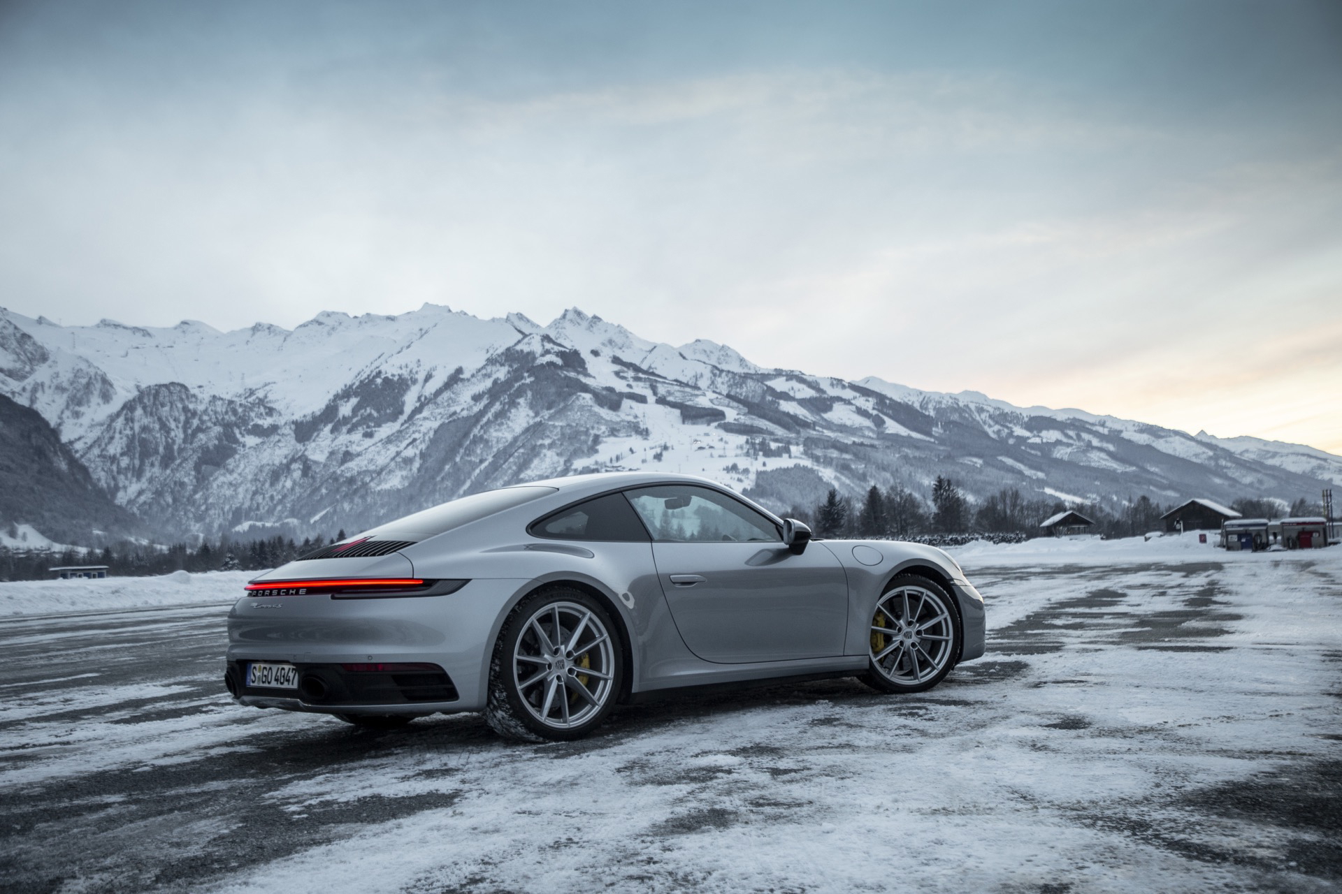 Porsche 911 992 00031