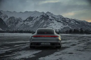 Porsche 911 992 00032