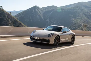 Porsche 911 992 Carrera S 00008