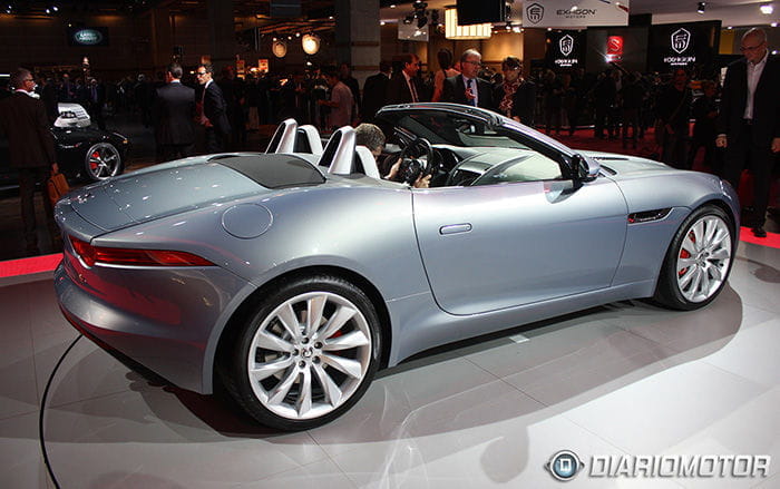 Jaguar F-TYPE en el Salón de París