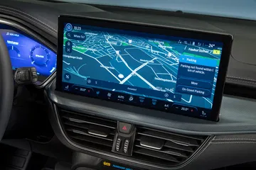 Vista del avanzado sistema de infotainment del Ford Focus.