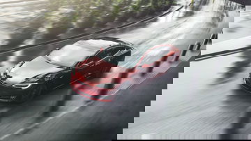 Tesla Model S 13