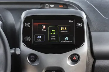 Toyota Aygo 0419 Ficha 009