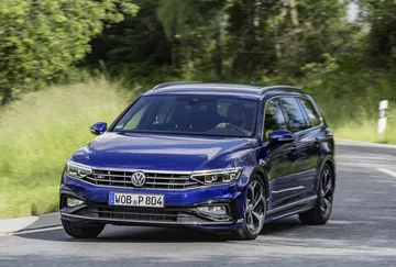 The New Volkswagen Passat Variant R Line