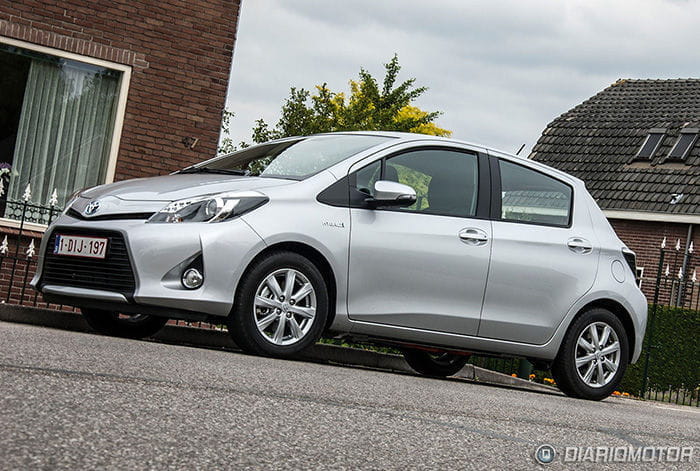 Honda Jazz Hybrid y Toyota Yaris HSD