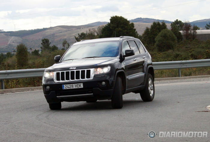 8800 Gambar Mobil Jeep Grand Cherokee Srt Gratis