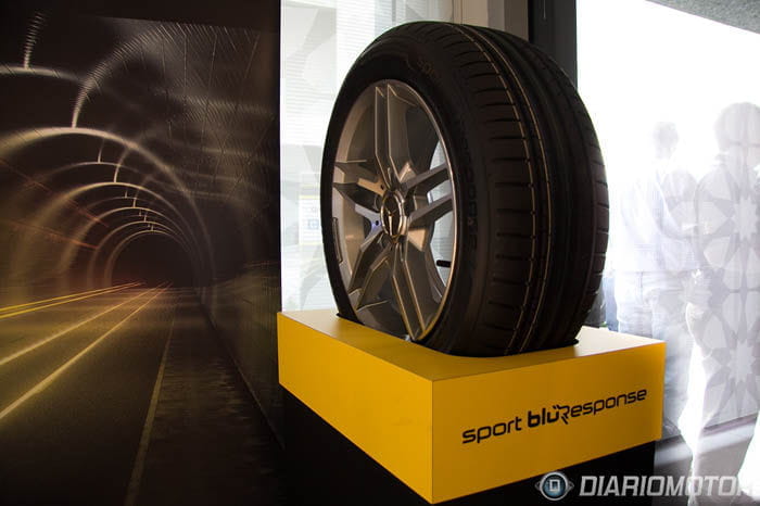 Dunlop Sport BluResponse