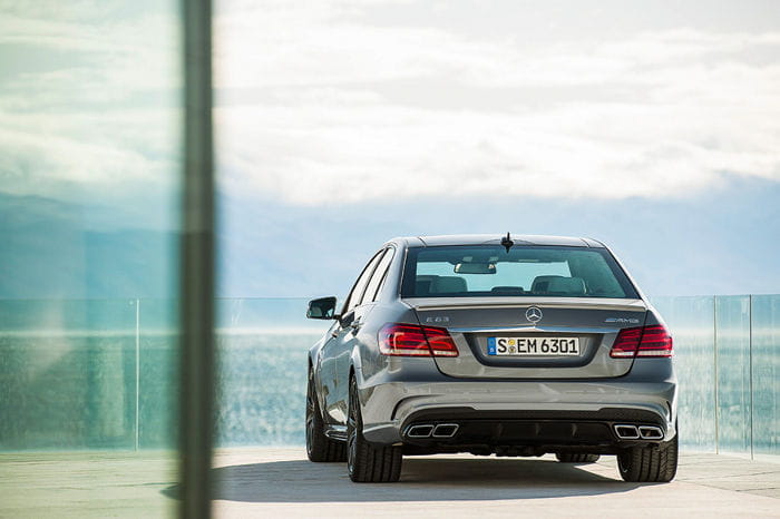 Mercedes E 63 AMG 2013: potencia a raudales y tracción total