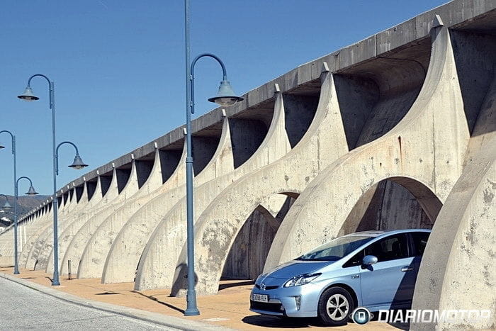 Diariomotor prueba en Twitter el Toyota Prius Plug-In Hybrid. Cuéntanos todas tus dudas 