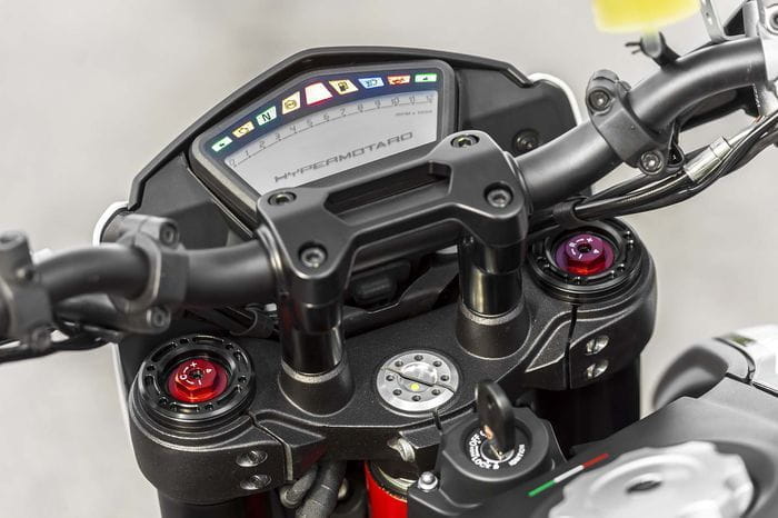 Ducati Hypermotard 2013, diversión políticamente incorrecta