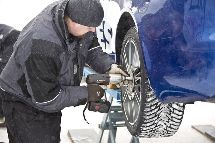 335,713 km/h: Nokian Tyres bate el récord mundial de velocidad sobre hielo con un Audi RS6