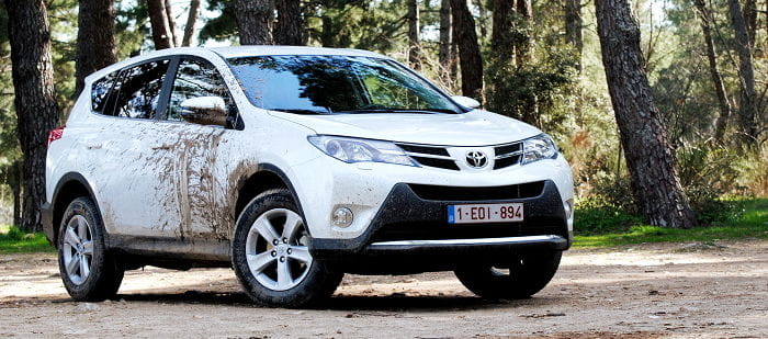 Toyota Rafta Toyota RAV4, presentación y prueba offroad en Madrid: ¿qué tal se ...
