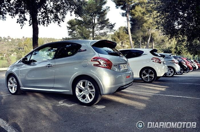 Peugeot 208 GTi, presentación y prueba en Niza (II): qué más ofrece este GTi frente a sus rivales