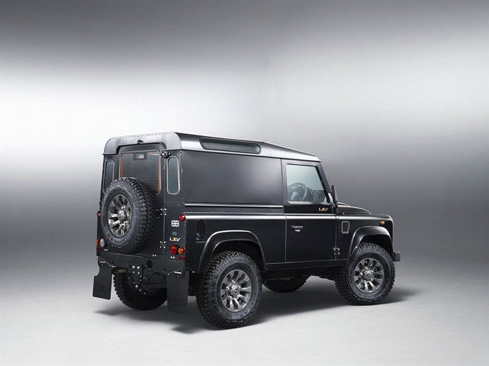 Land Rover Defender LXV