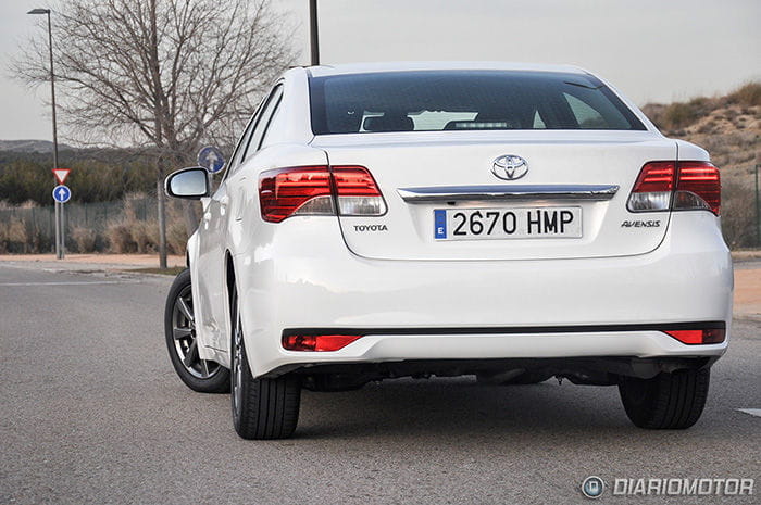 Toyota Avensis 120D, prueba