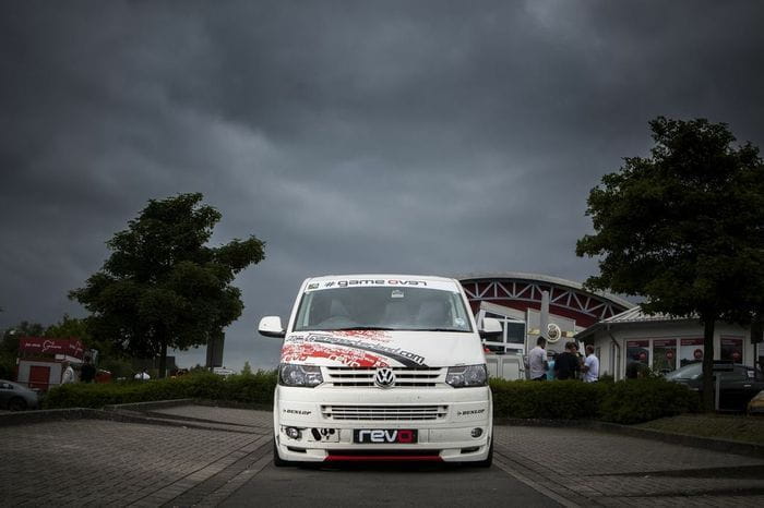 Revo Technik bate el récord de vehículos comerciales en el Infierno Verde con una Volkswagen Transporter T5