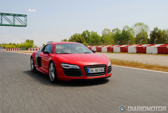 Audi Driving Sportscar Experience: cara a cara con el Audi R8, RS4 y RS6