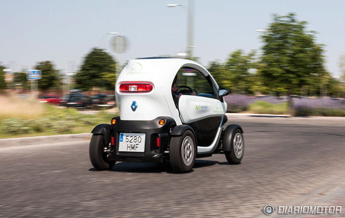 Renault Twizy HelloByeCars