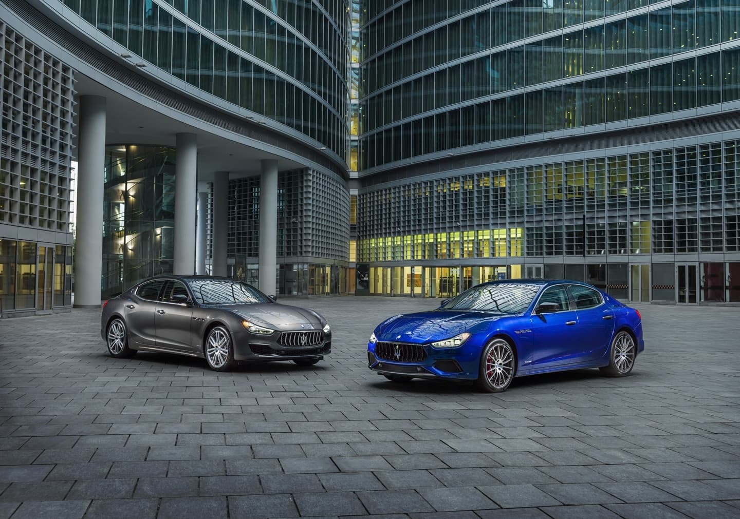 Maserati Ghibli Ficha 0418 013