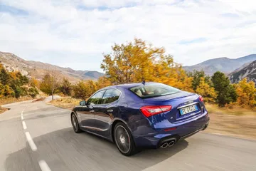Maserati Ghibli Ficha 0418 031