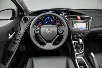 Honda Civic Tourer 2014, así es el compacto familiar de Honda y su maletero de 624 litros de capacidad