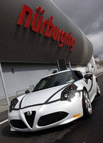 Alfa Romeo confirma los 8 minutos y 4 segundos del 4C en Nürburgring