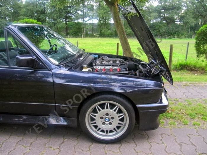 A la venta un supuesto BMW M3 E30 Sport Evolution Cabrio único