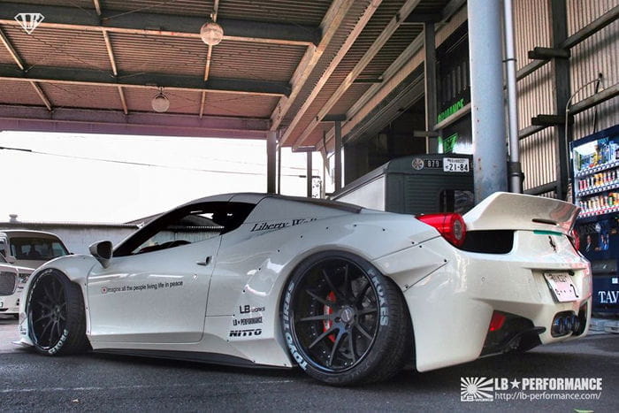 Ferrari 458 Spider por LB Performance: un kit de carrocería a la japonesa para el 458