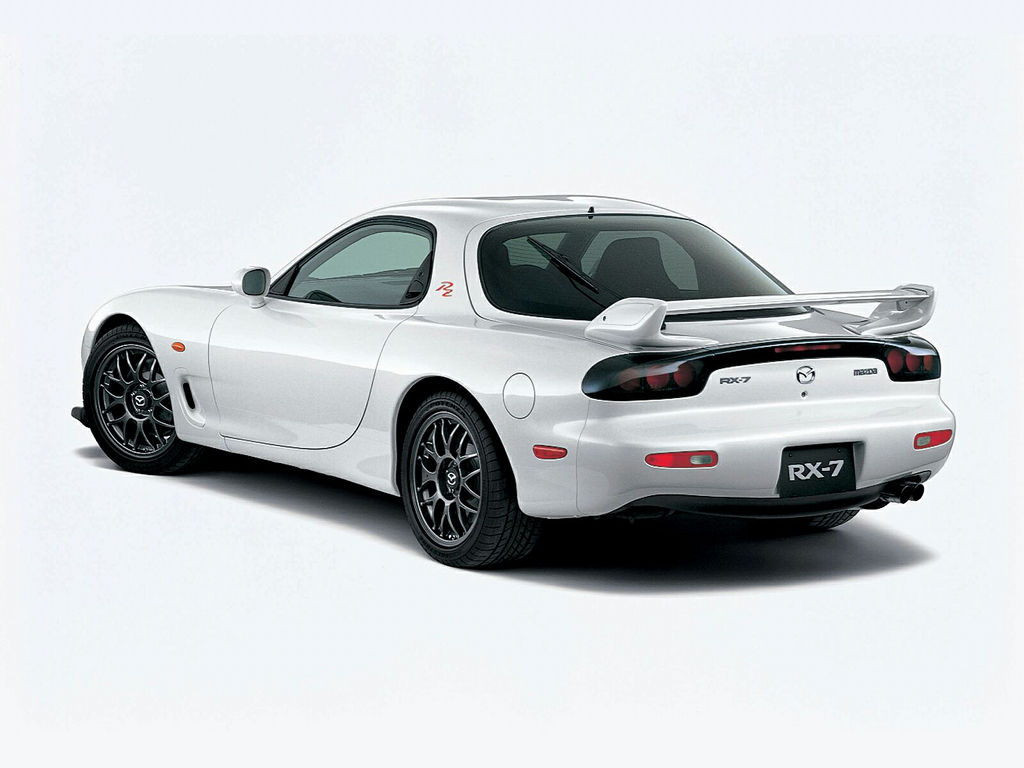 Mazda RX-7: ¡larga vida al Wankel!