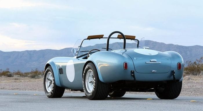 Shelby Cobra 289 FIA, una edición especial 50 aniversario con elementos modernos