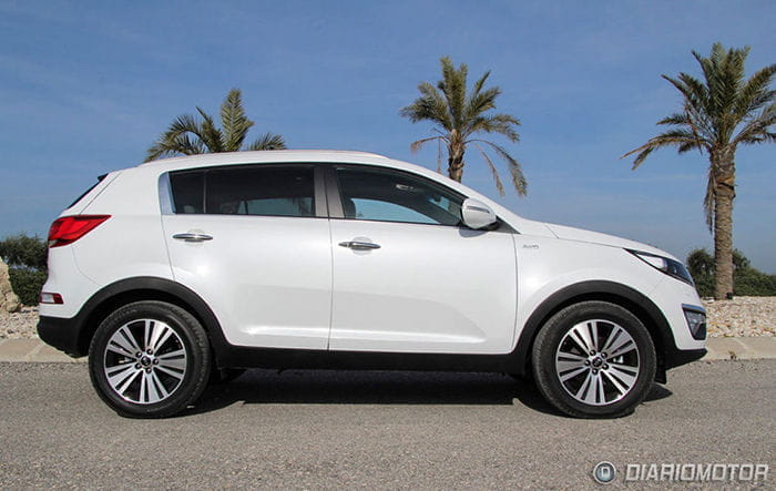 Kia_Sportage_2014