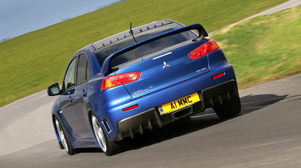 Mitsubishi Lancer EVO y Subaru WRX STi